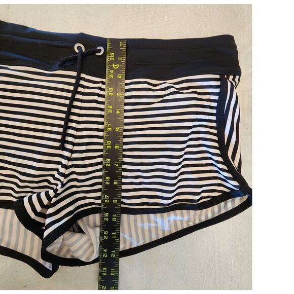 Athleta  Women's Swimsuit Bottoms SZ Large Black White Stripes - Picture 7 of 9